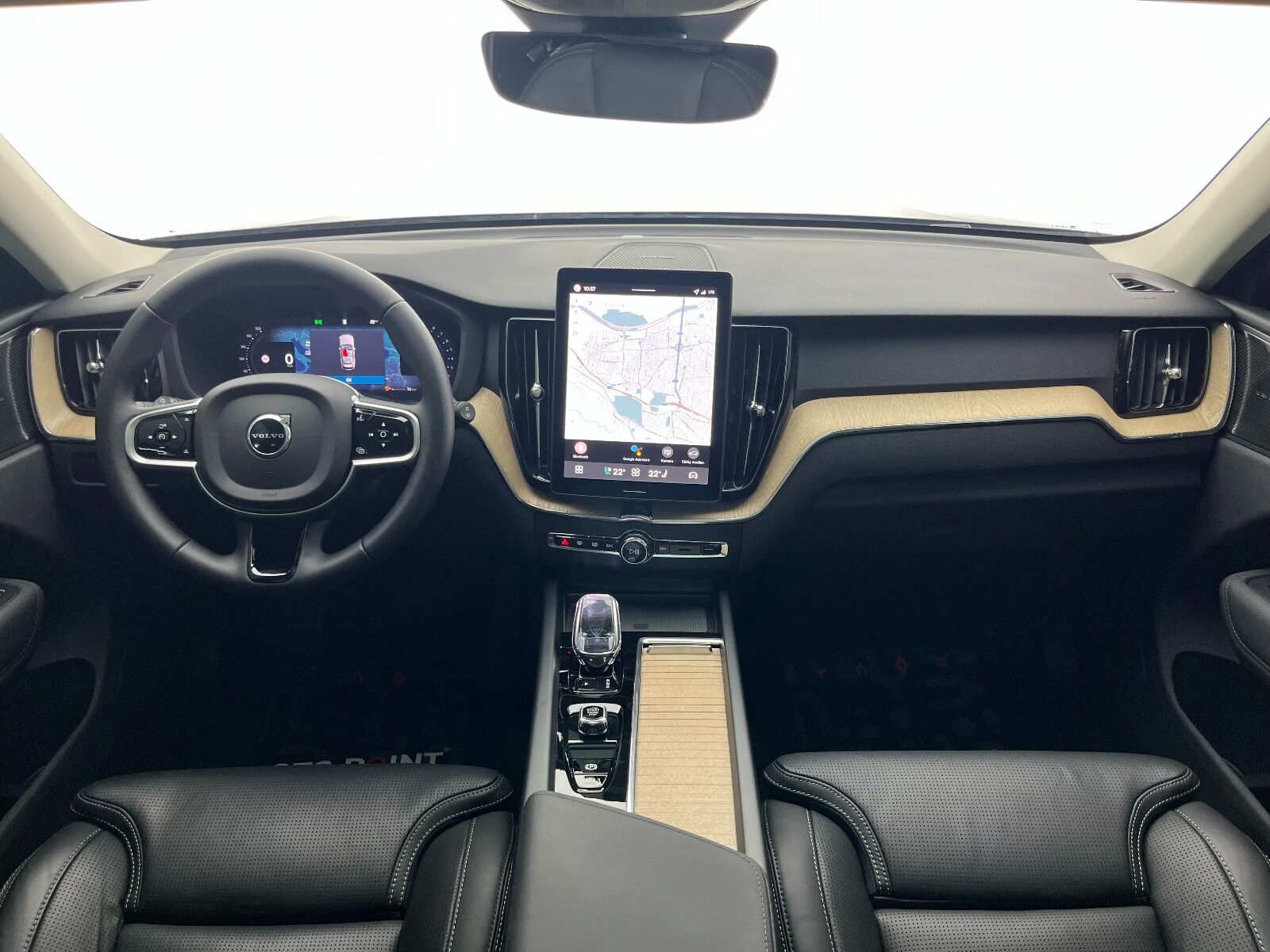 Volvo XC60 2.0 B5 Mild Hybrid Plus Dark AWD - 2025 - Detay