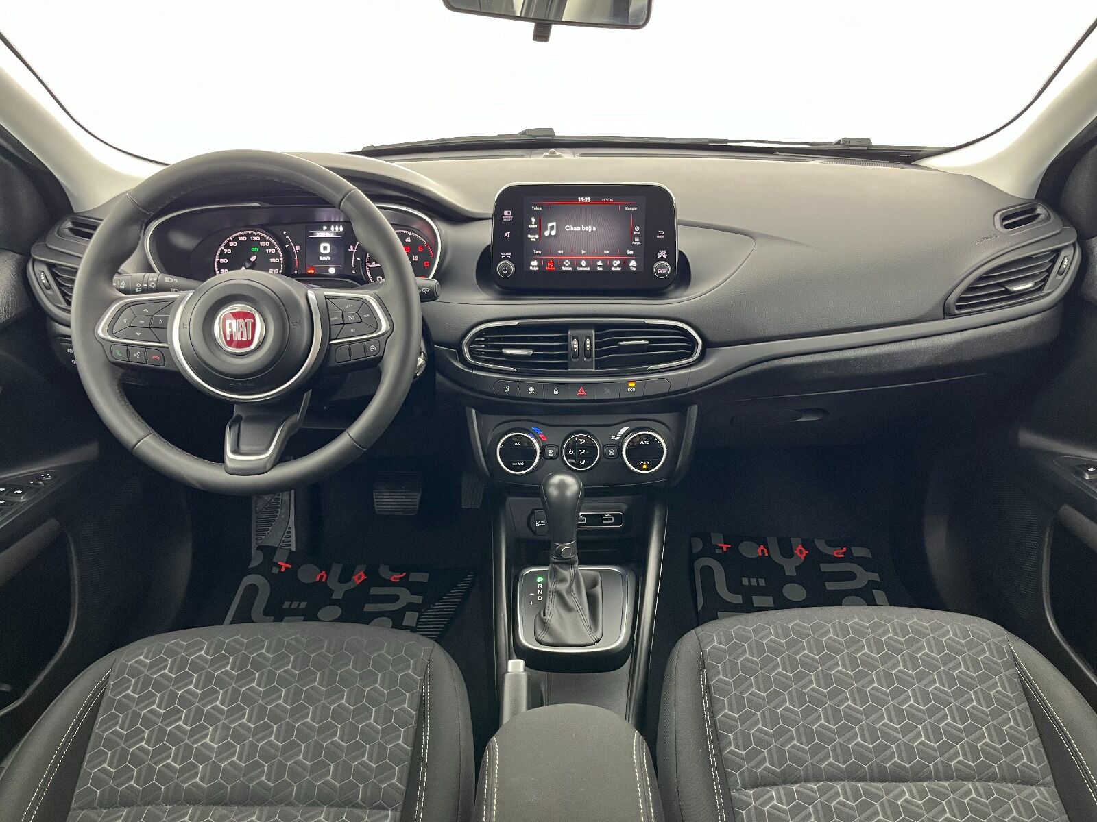 Fiat Egea Cross 1.6 MultiJet Urban GSR Traction+ DCT - 2024 - Detay