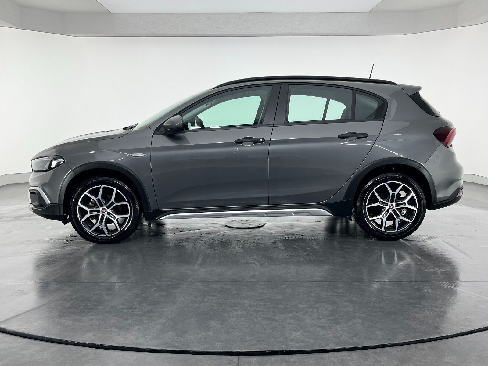Fiat Egea Cross 1.6 MultiJet Urban GSR Traction+ DCT - 2024 - Detay