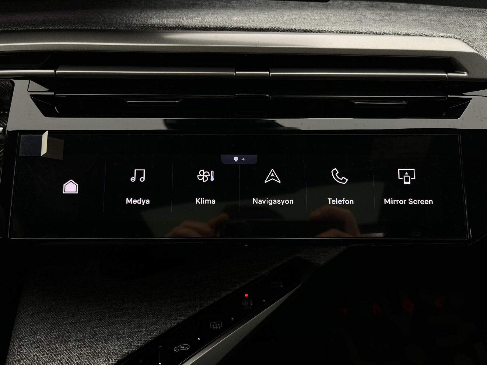 Peugeot 3008 1.2 Hybrid Allure e-DCS6 - 2024 - Detay