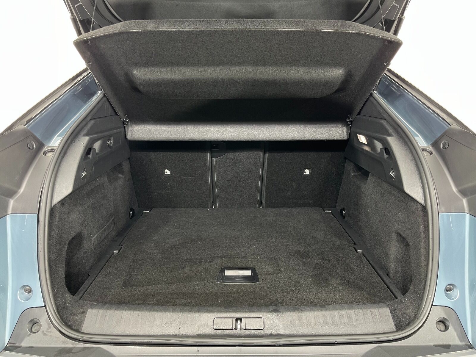 Peugeot 3008 1.2 Hybrid Allure e-DCS6 - 2024 - Detay