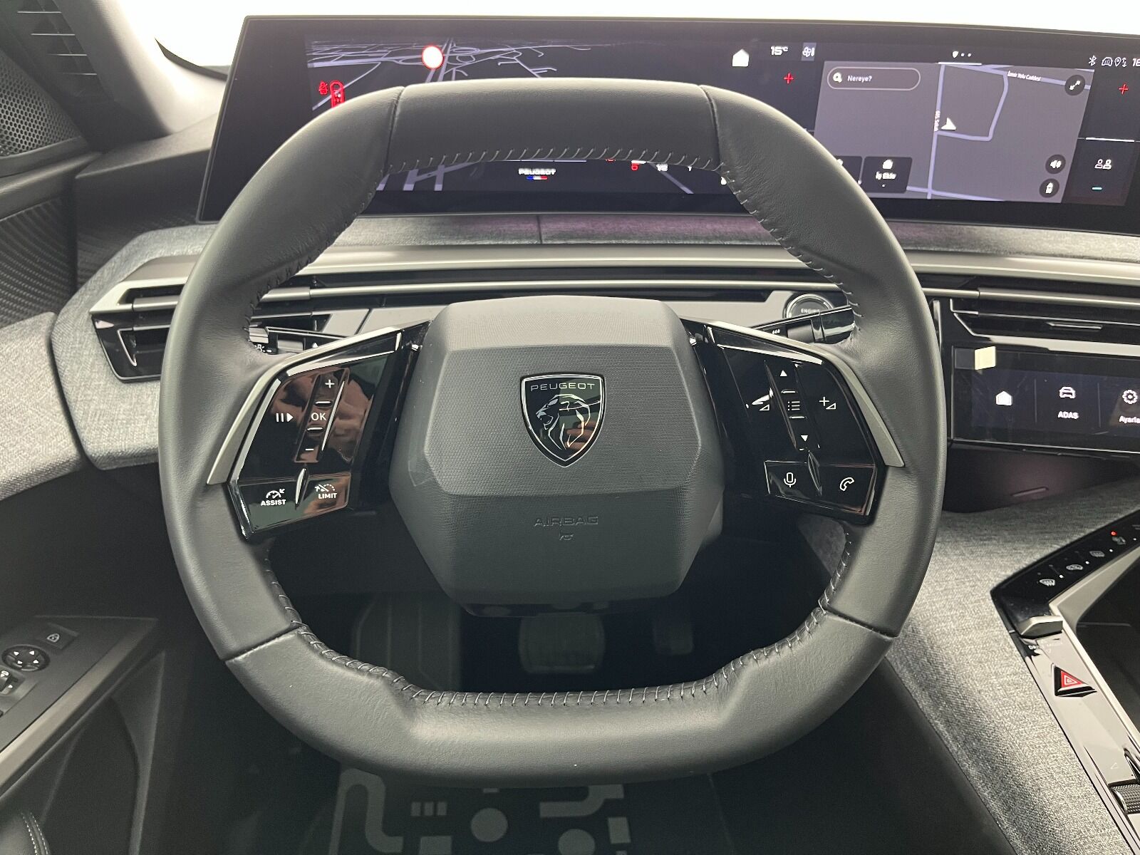 Peugeot 3008 1.2 Hybrid Allure e-DCS6 - 2024 - Detay