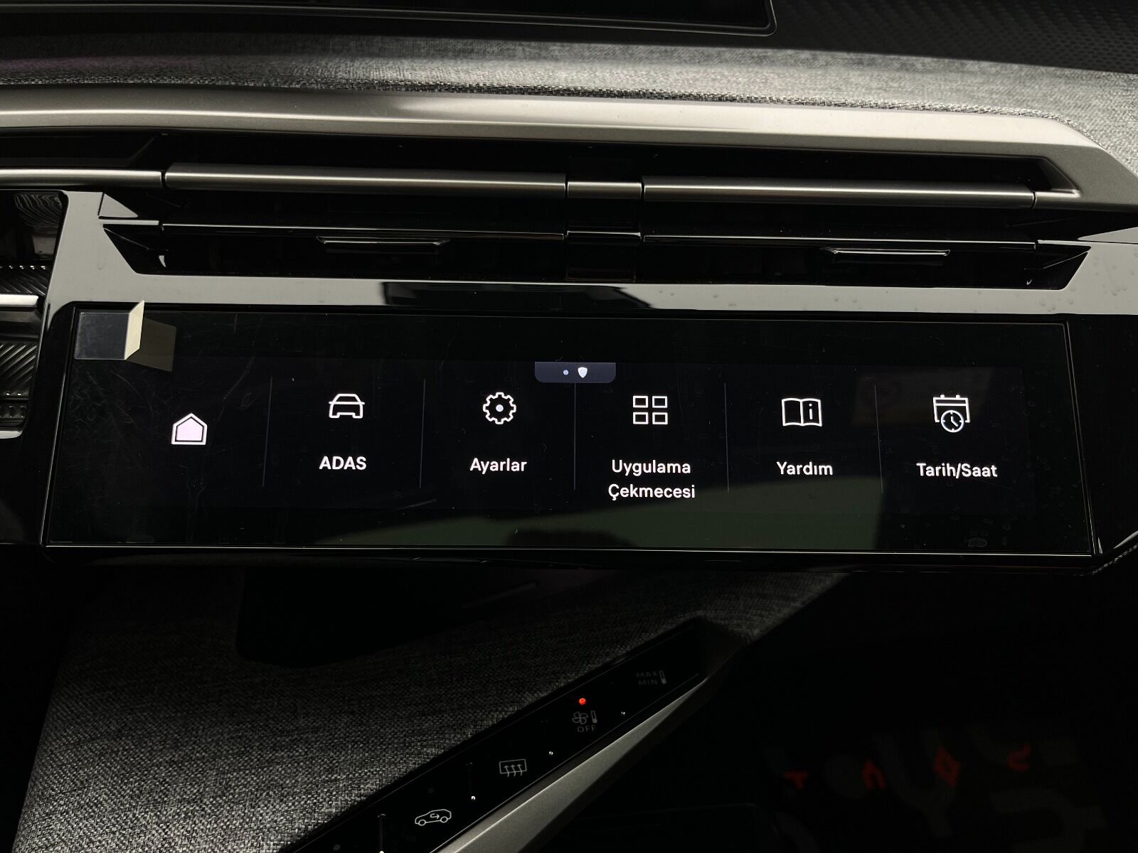 Peugeot 3008 1.2 Hybrid Allure e-DCS6 - 2024 - Detay