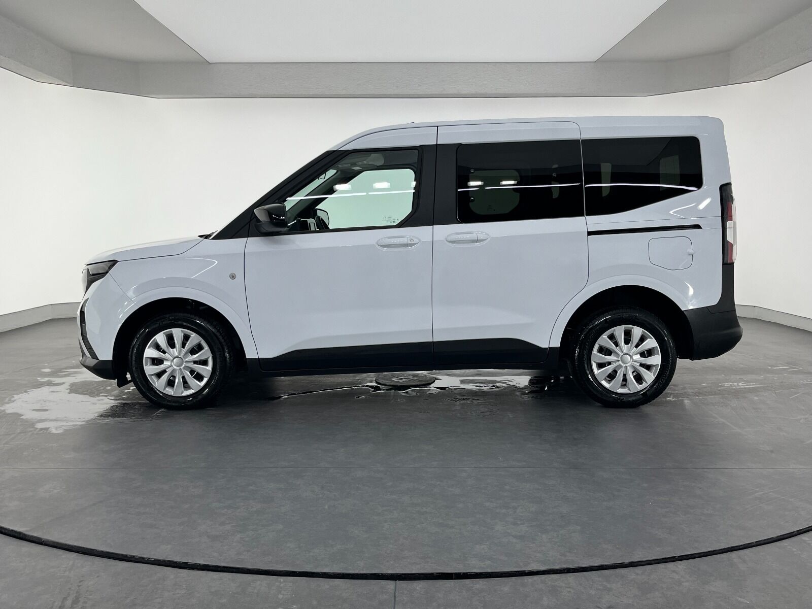 Ford Tourneo Courier Kombi 1.5 EcoBlue Deluxe - 2025 - Detay