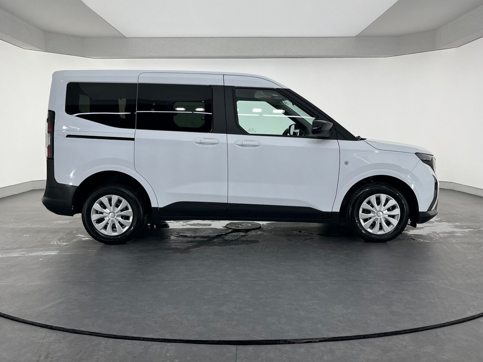 Ford Tourneo Courier Kombi 1.5 EcoBlue Deluxe - 2025 - Detay