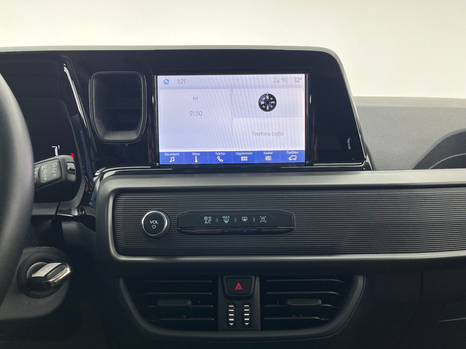 Ford Tourneo Courier Kombi 1.5 EcoBlue Deluxe - 2025 - Detay