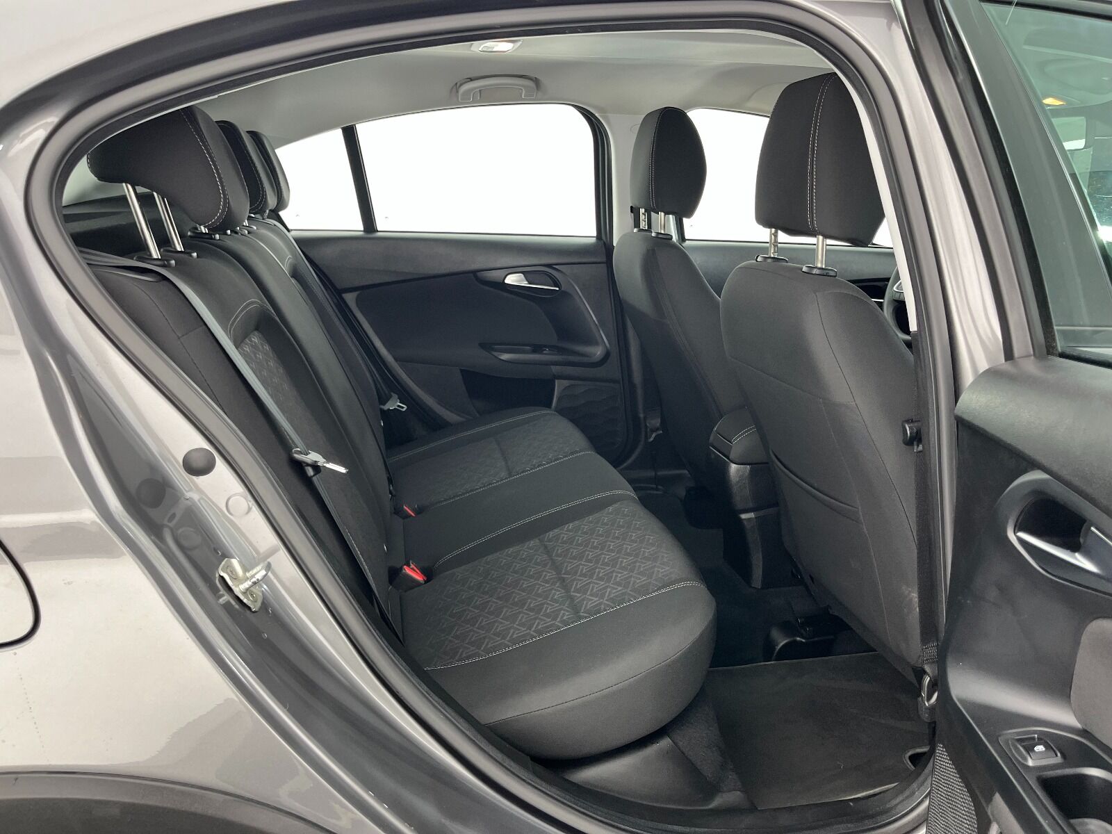 Fiat Egea Cross 1.6 MultiJet Urban GSR Traction+ DCT - 2024 - Detay