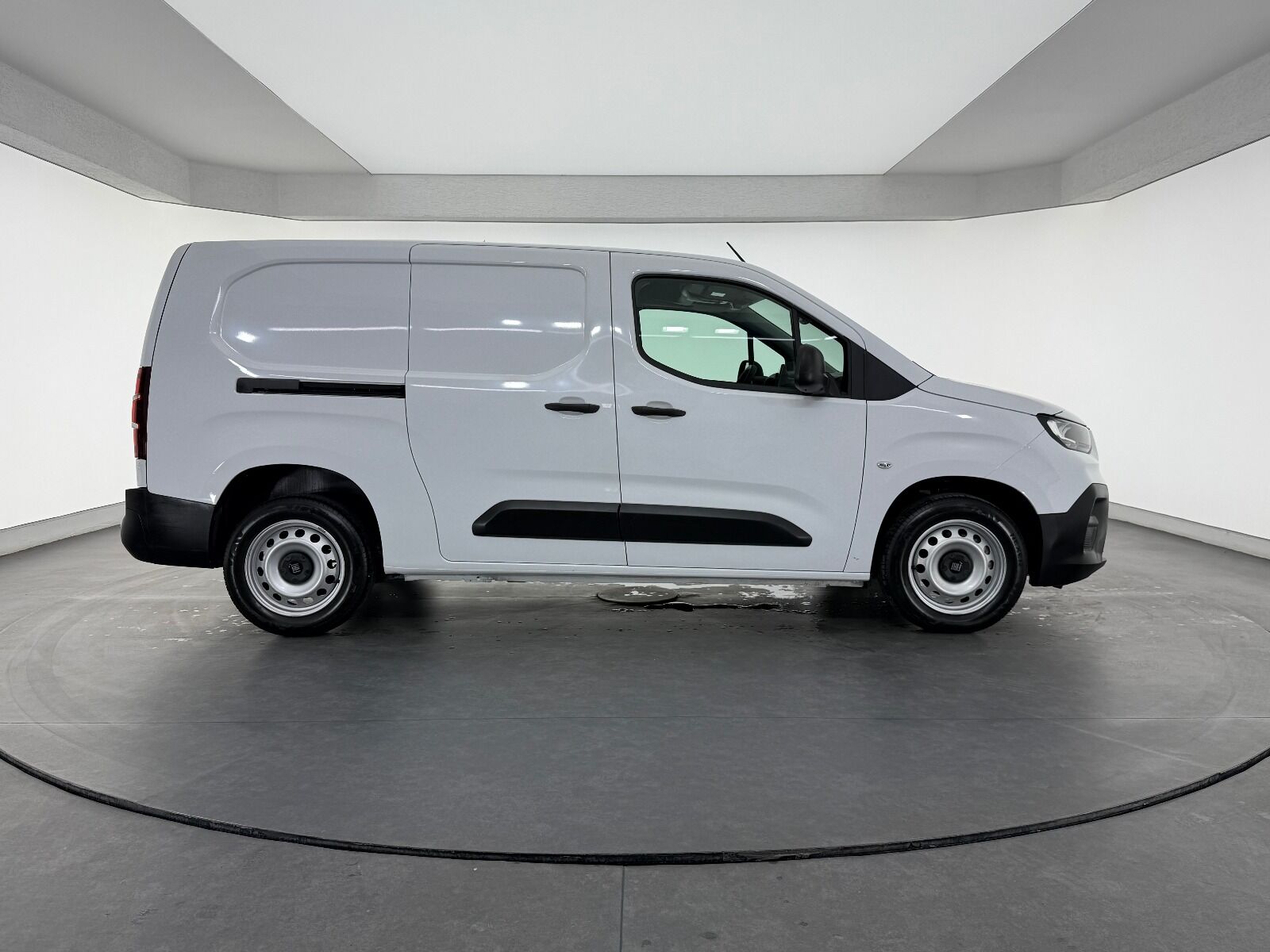 Fiat Doblo Cargo 1.5 BlueHDİ Maxi - 2025 - Detay