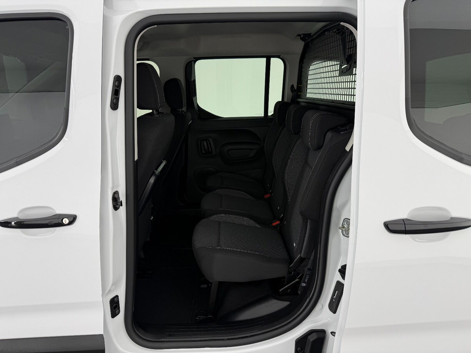 Peugeot Rifter 1.5 BlueHDI Allure EAT8 - 2026 - Detay