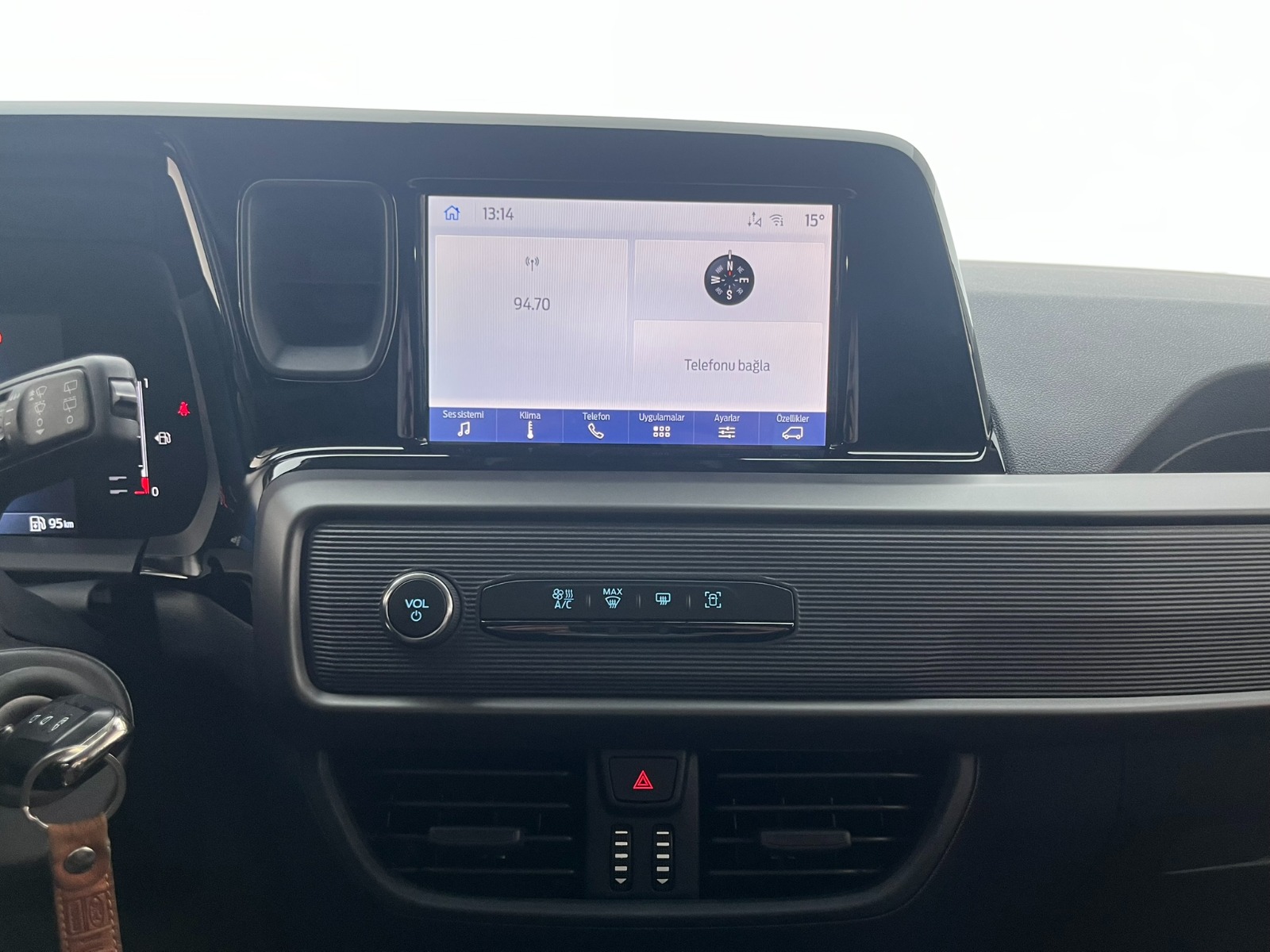 Ford Tourneo Courier Kombi 1.5 EcoBlue Deluxe - 2025 - Detay