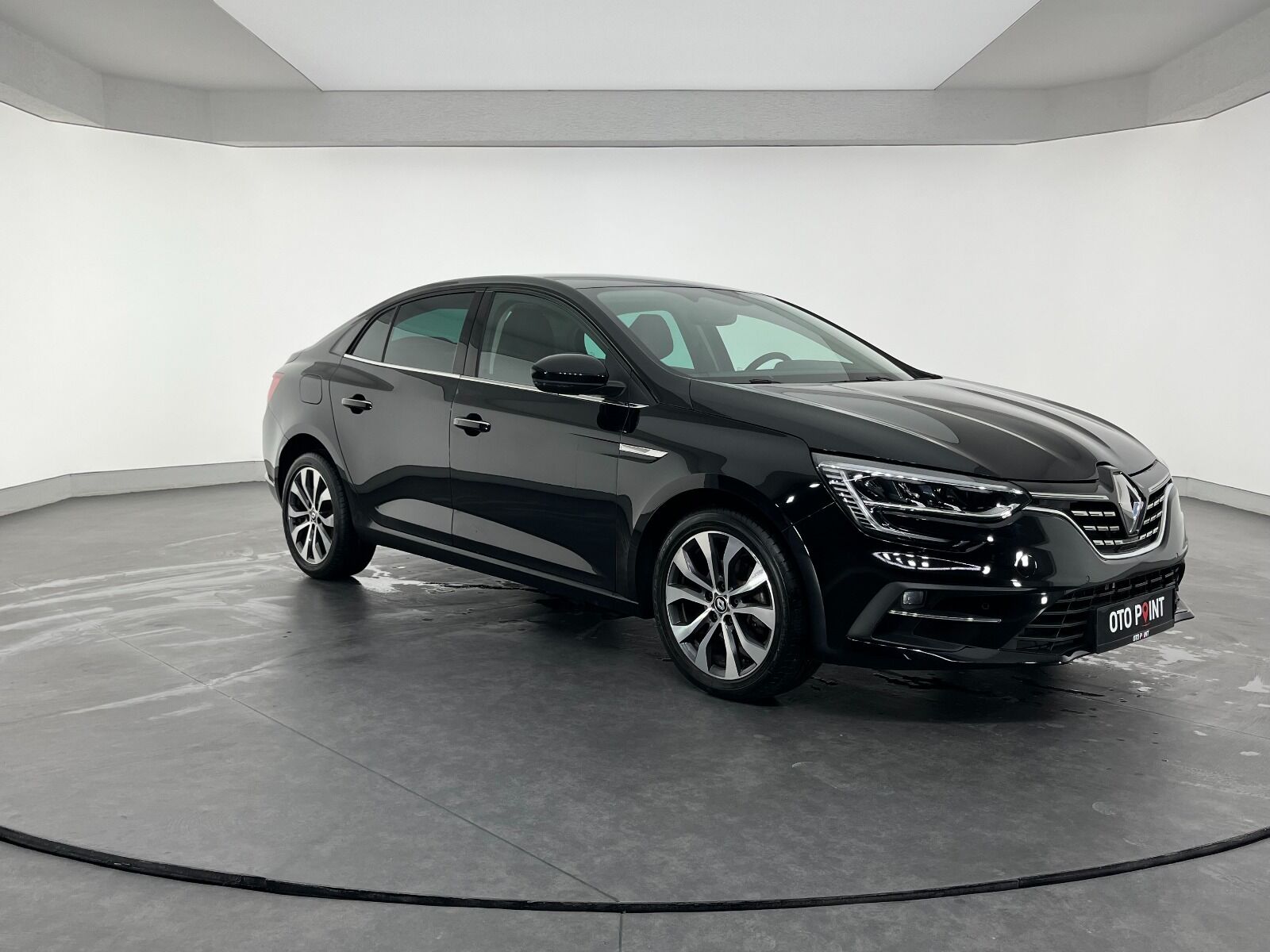 Renault Megane Sedan 1.5 Blue DCI Icon EDC - 2024 - Detay