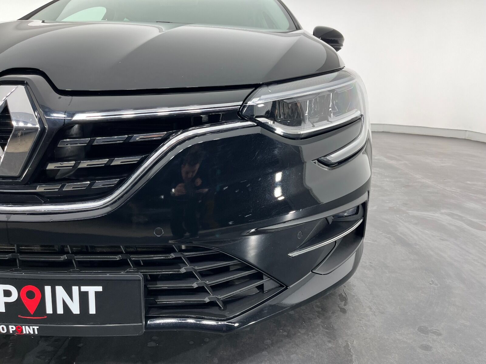 Renault Megane Sedan 1.5 Blue DCI Icon EDC - 2024 - Detay