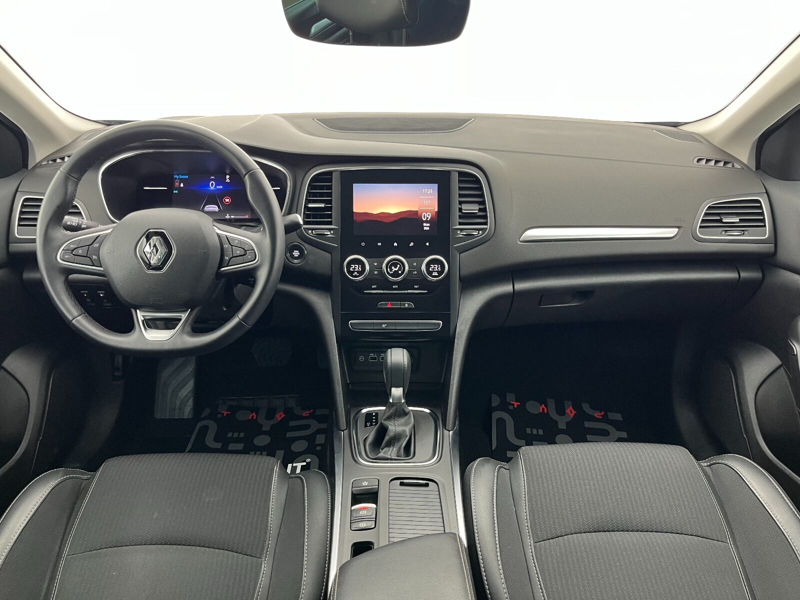 Renault Megane Sedan 1.5 Blue DCI Icon EDC - 2024 - Detay