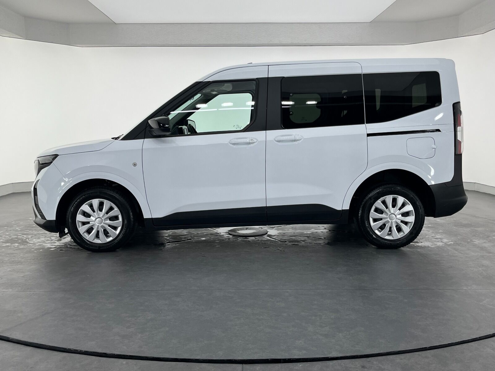 Ford Tourneo Courier Kombi 1.5 EcoBlue Deluxe - 2025 - Detay