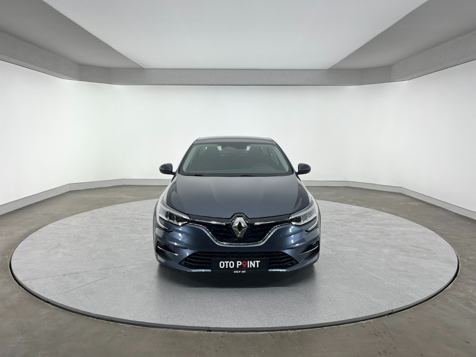 Renault Megane Sedan 1.3 TCe Touch EDC - 2024