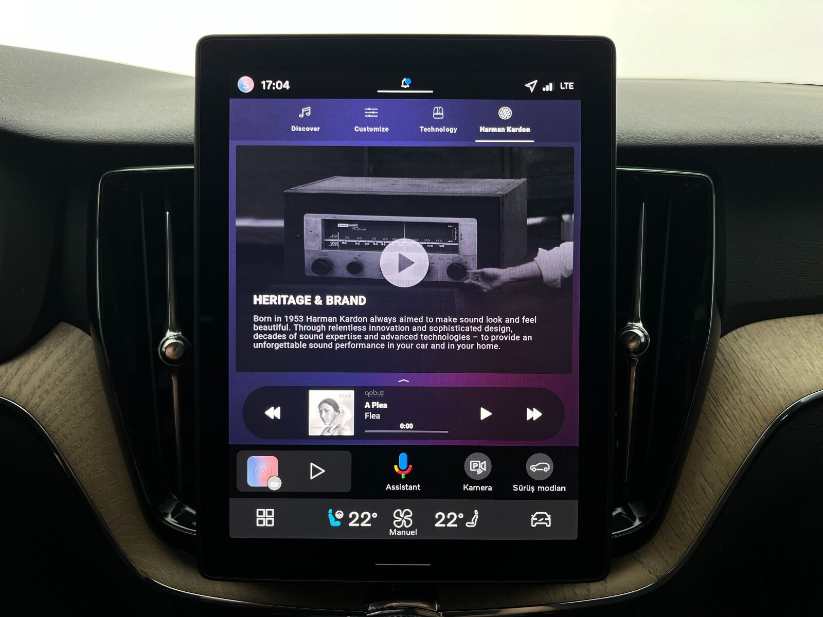 Volvo XC60 2.0 B5 Mild Hybrid Plus Dark AWD - 2025 - Detay