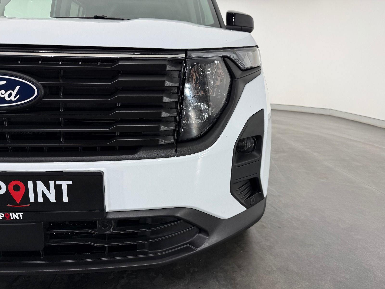 Ford Tourneo Courier 1.0L Ecoboost Titanium - 2026 - Detay