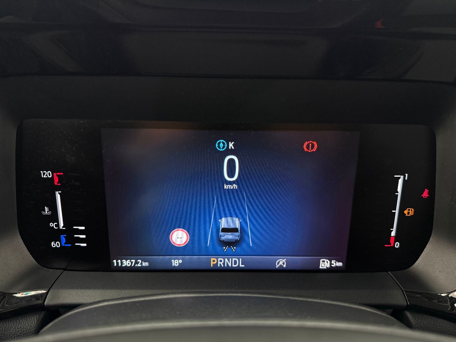 Ford Tourneo Courier 1.0L Ecoboost Titanium - 2026 - Detay