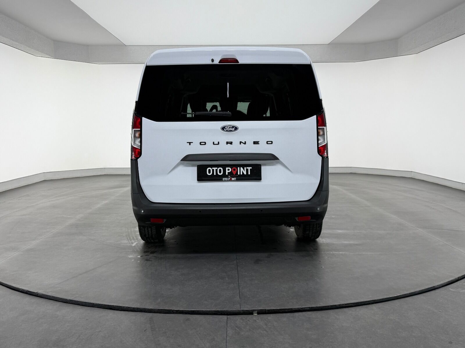 Ford Tourneo Courier 1.5L EcoBlue Deluxe - 2025 - Detay