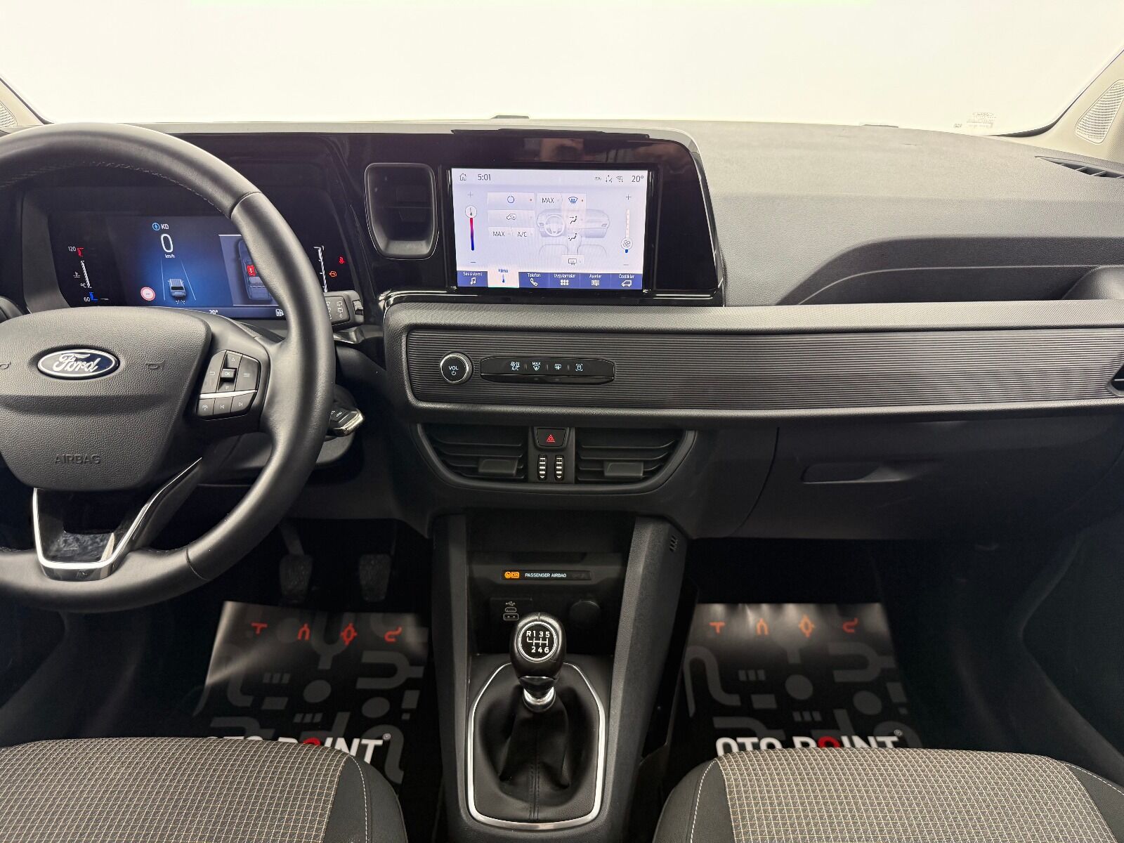 Ford Tourneo Courier 1.5L EcoBlue Deluxe - 2025 - Detay
