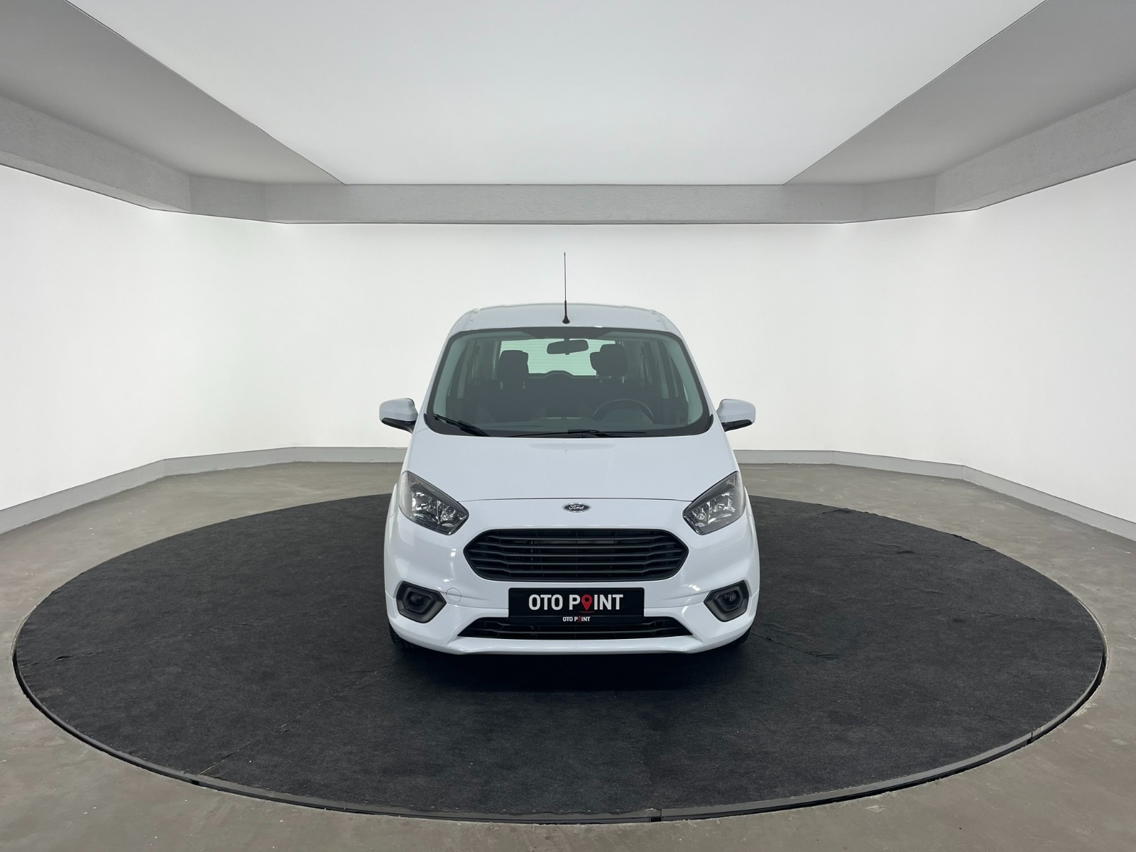 Ford Tourneo Courier Kombi 1.5 TDCI Deluxe - 2023