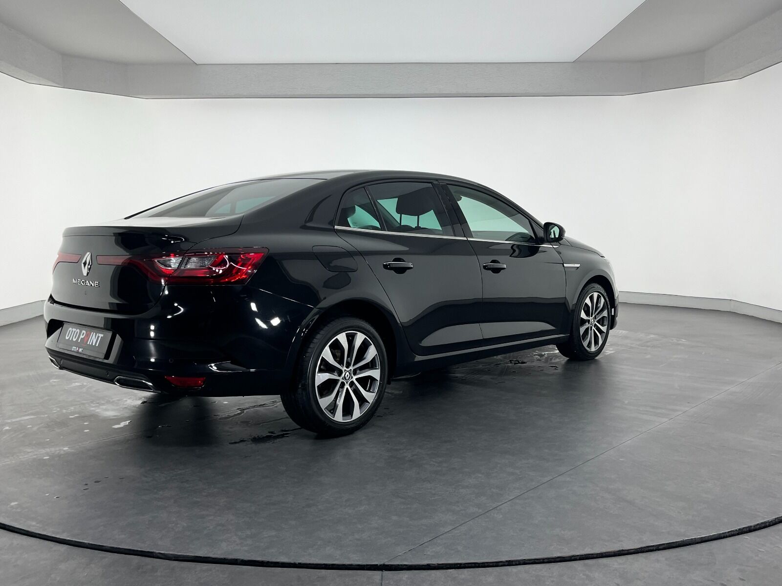 Renault Megane Sedan 1.5 Blue DCI Icon EDC - 2024 - Detay