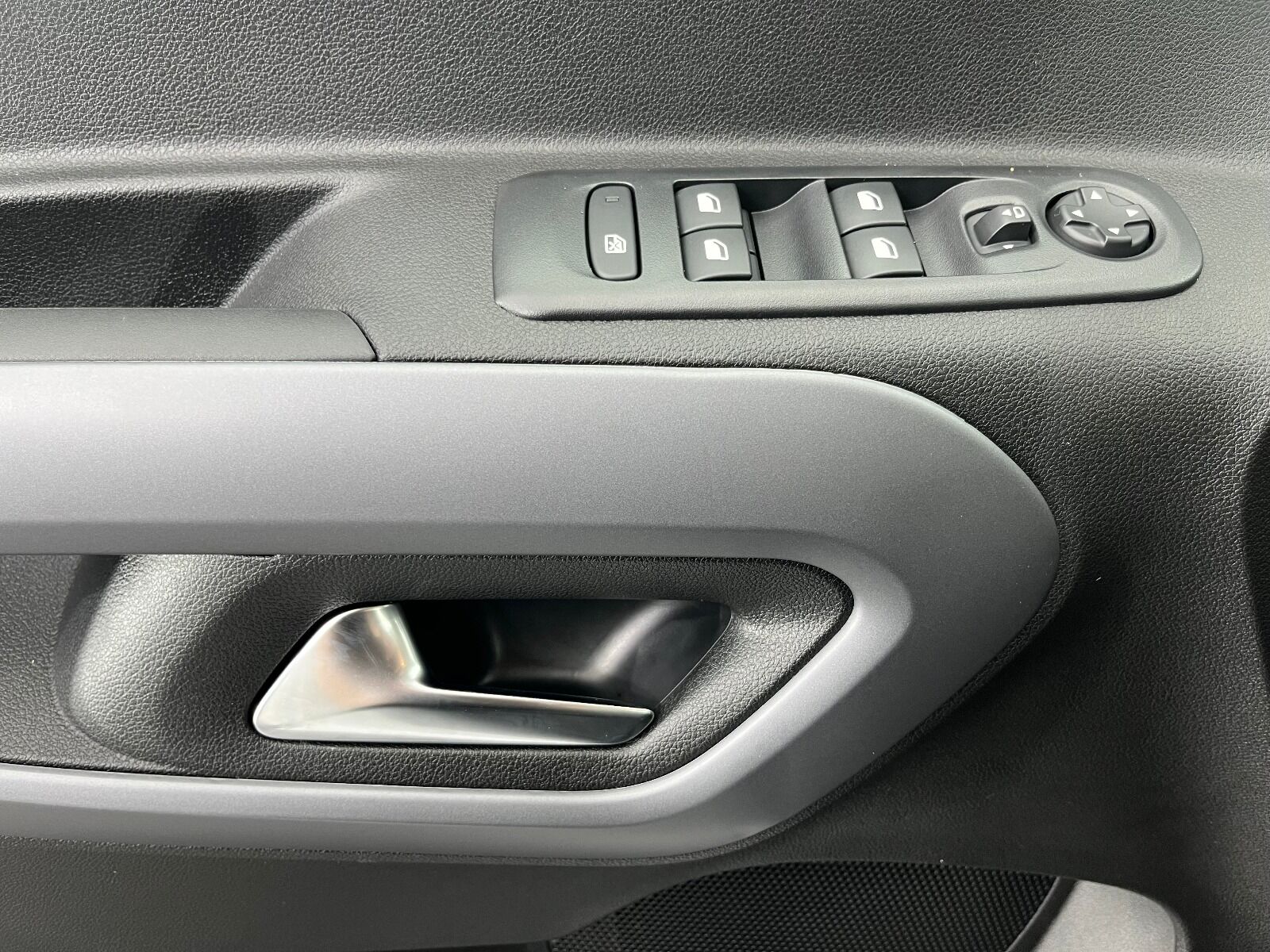 Fiat Doblo Combi 1.5 BlueHDİ Premio Plus - 2025 - Detay