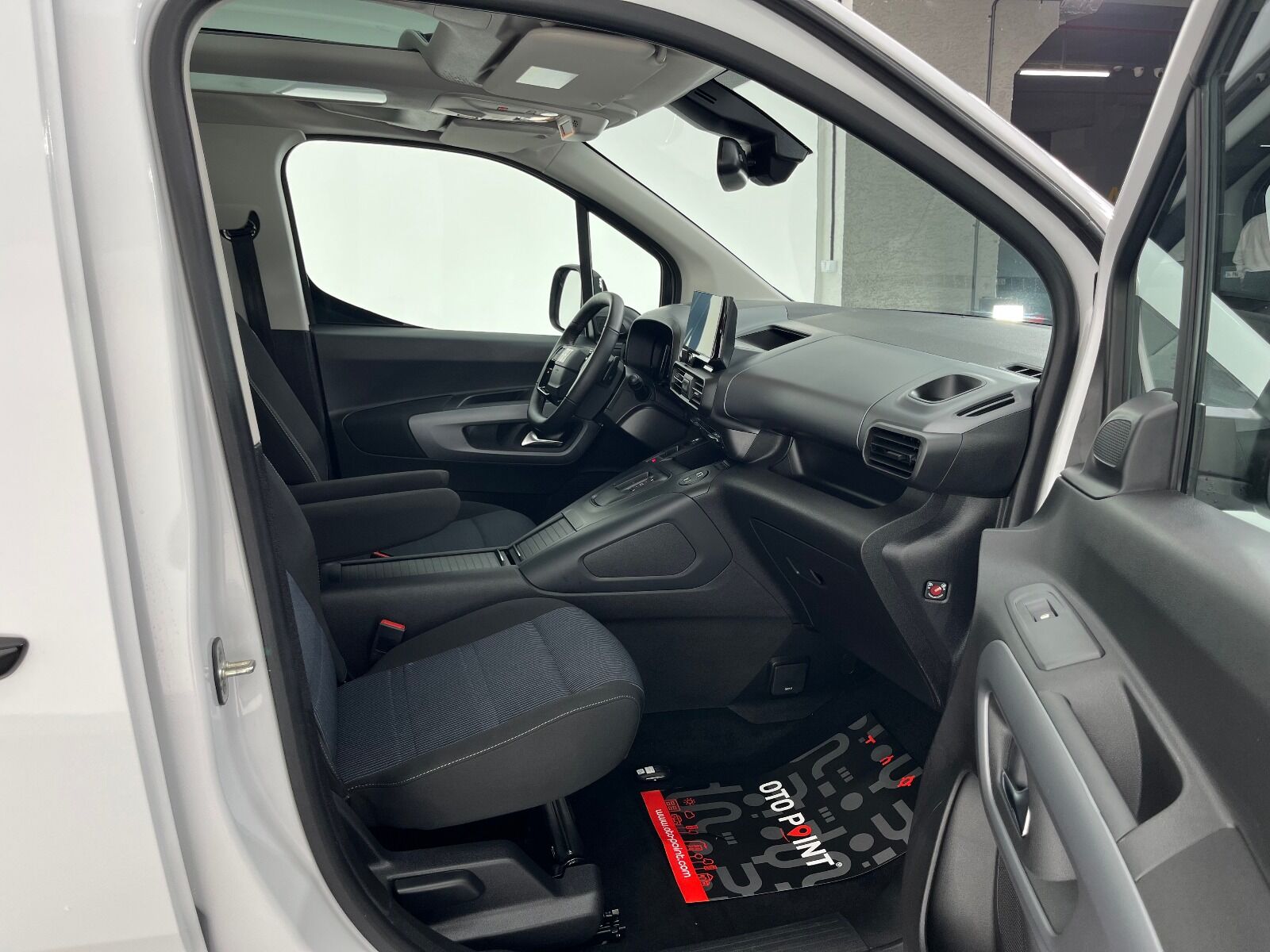 Fiat Doblo Combi 1.5 BlueHDİ Premio Plus - 2025 - Detay