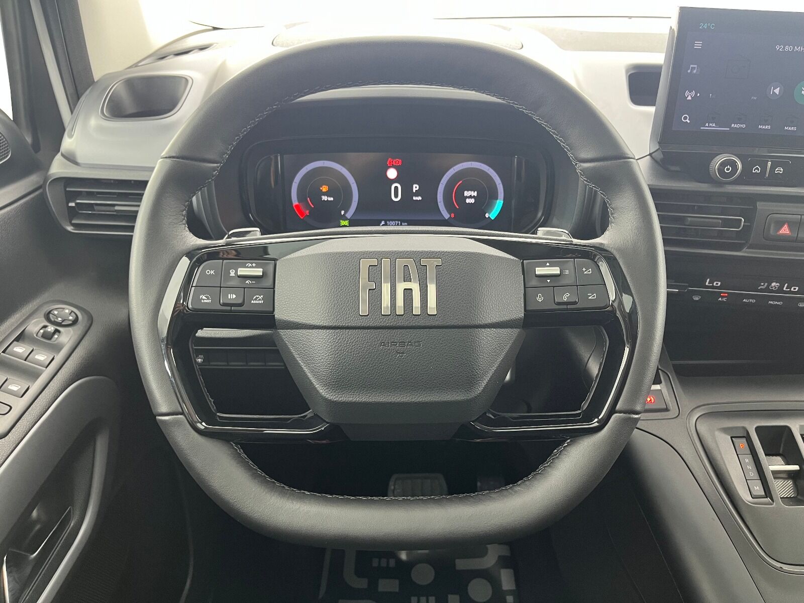 Fiat Doblo Combi 1.5 BlueHDİ Premio Plus - 2025 - Detay