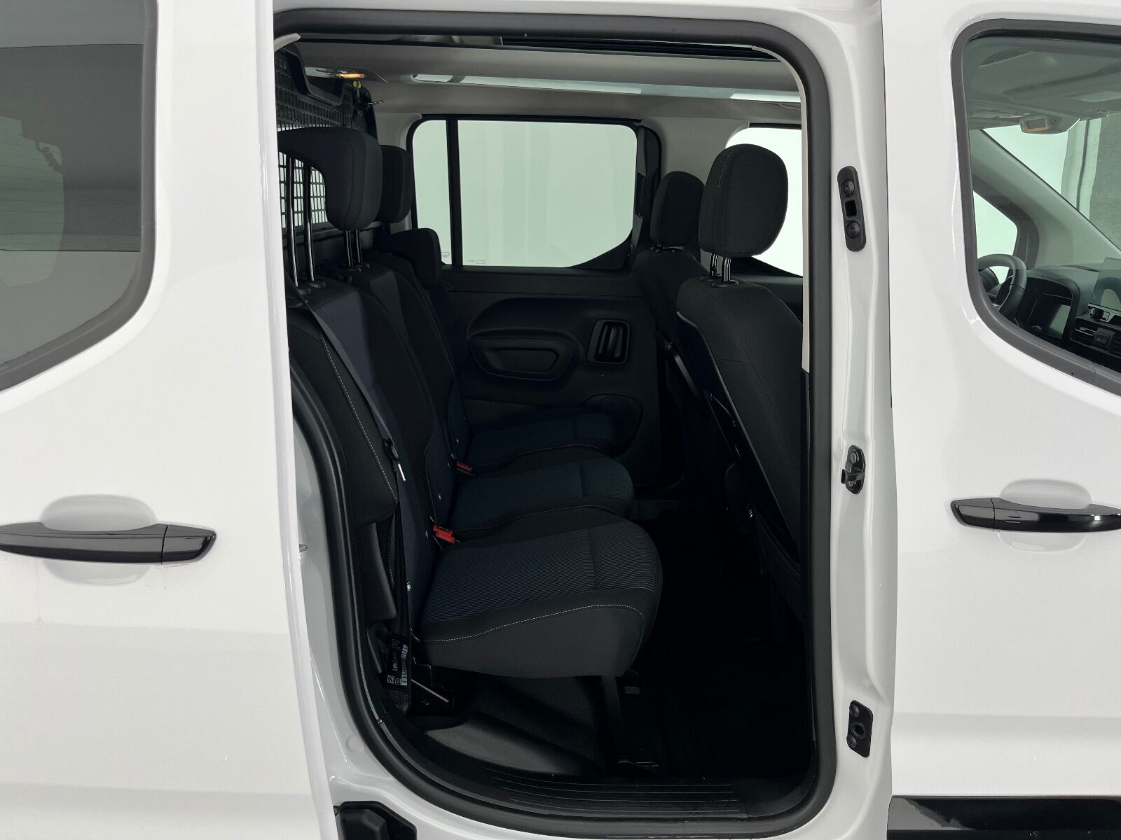 Fiat Doblo Combi 1.5 BlueHDİ Premio Plus - 2025 - Detay