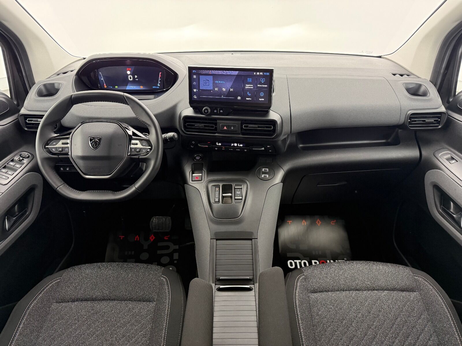 Peugeot Rifter 1.5 BlueHDI Allure EAT8 - 2026 - Detay