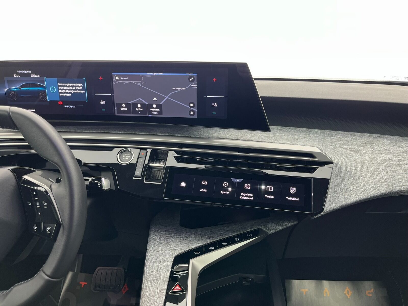 Peugeot 3008 Crossover 1.2 Hybrid Allure eDCS6 - 2025 - Detay