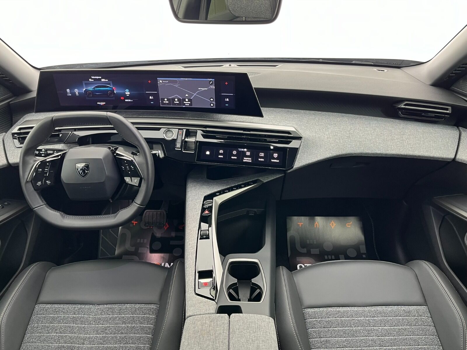 Peugeot 3008 Crossover 1.2 Hybrid Allure eDCS6 - 2025 - Detay