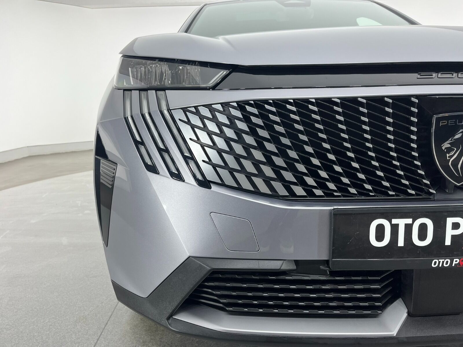 Peugeot 3008 Crossover 1.2 Hybrid Allure eDCS6 - 2025 - Detay