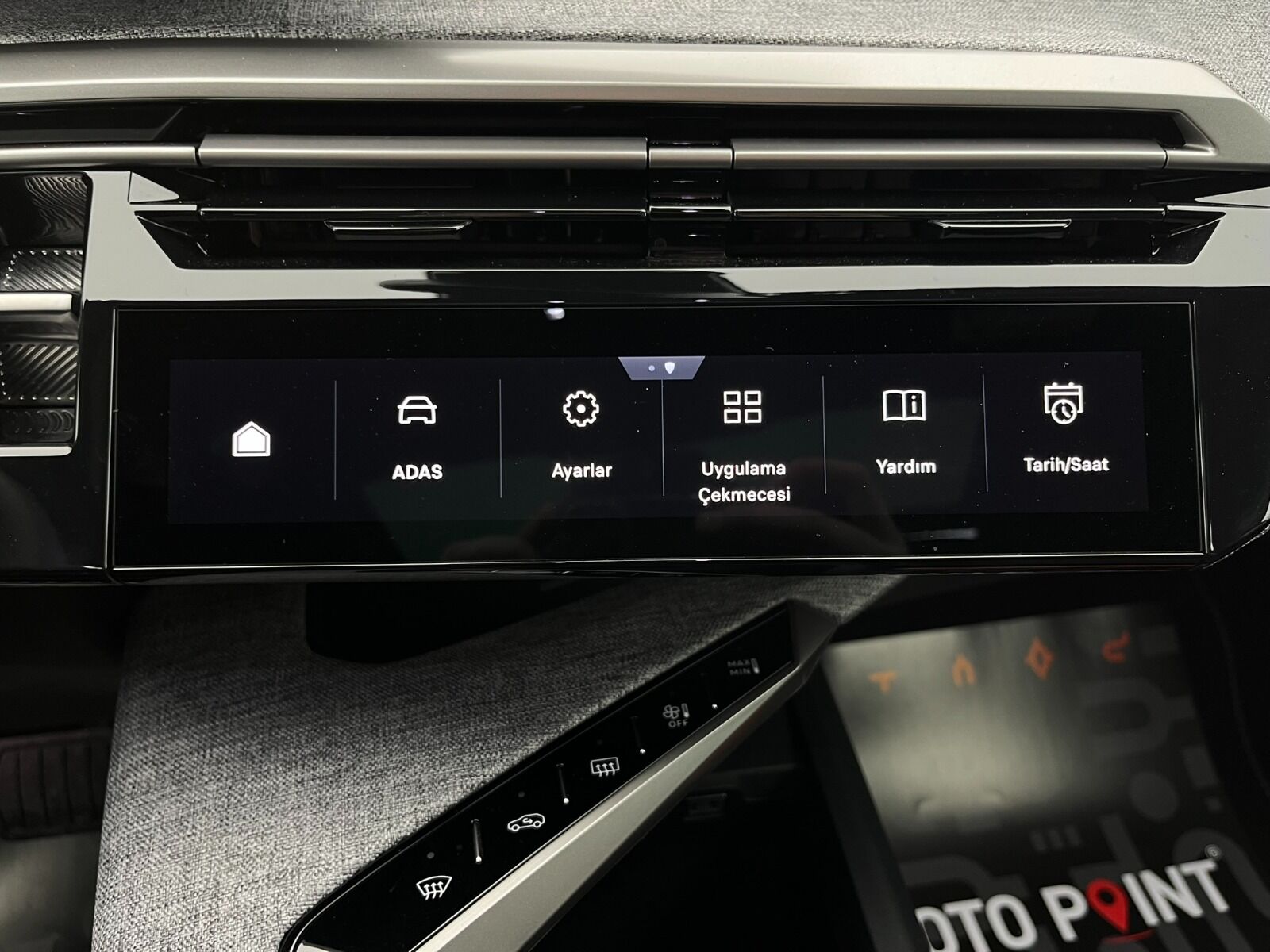 Peugeot 3008 Crossover 1.2 Hybrid Allure eDCS6 - 2025 - Detay