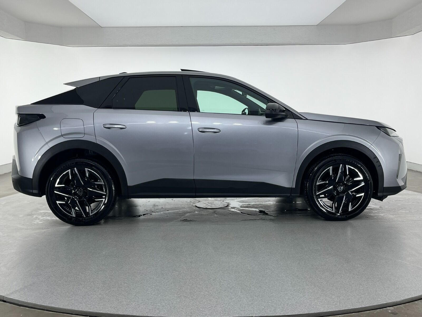 Peugeot 3008 Crossover 1.2 Hybrid Allure eDCS6 - 2025 - Detay