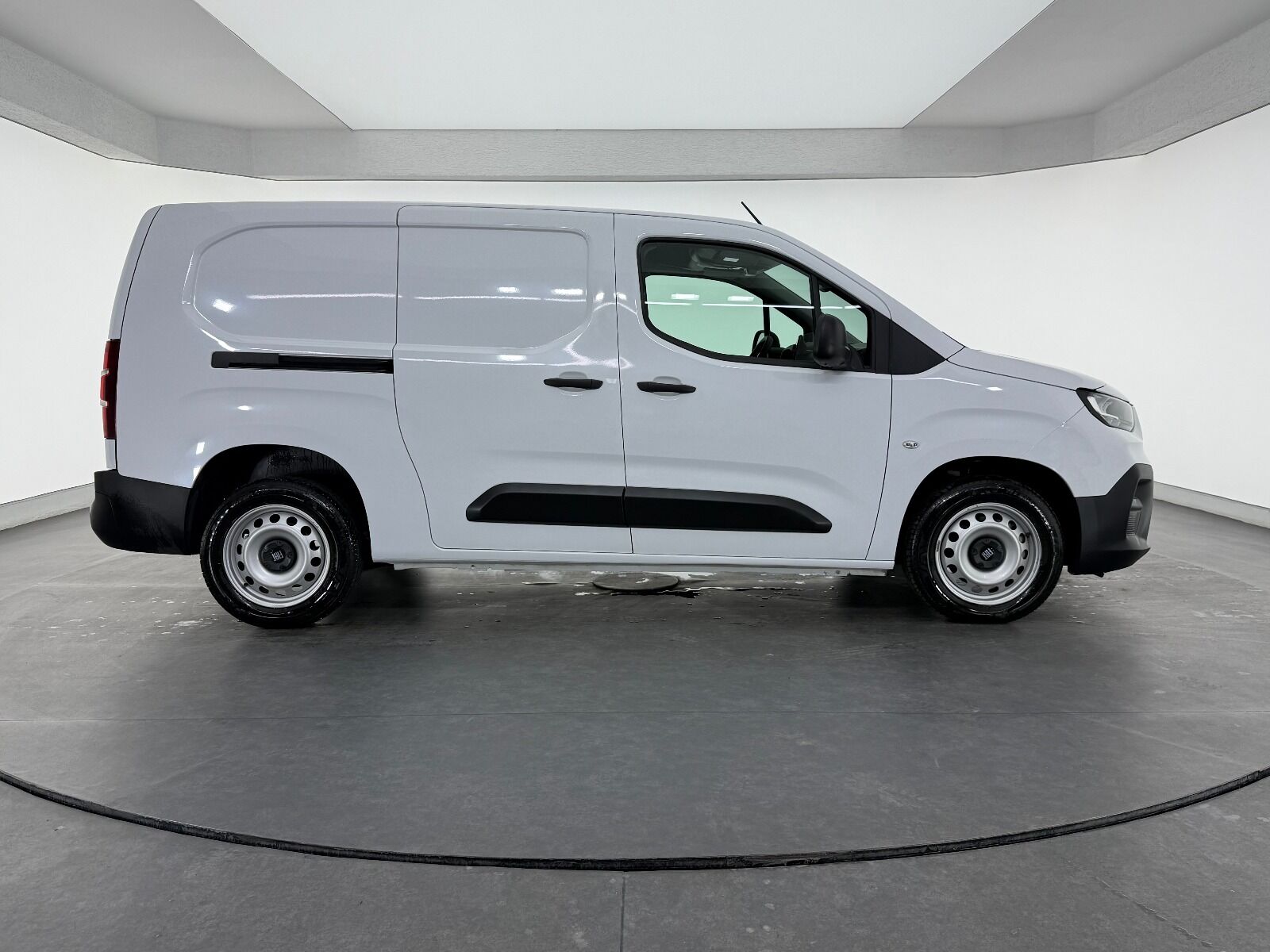Fiat Doblo Cargo 1.5 BlueHDİ Maxi - 2025 - Detay