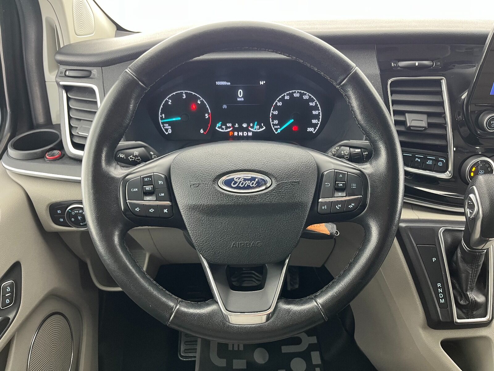 Ford Tourneo Custom Minibüs 2.0 EcoBlue 320 L Upgrade Titanium Plus Otomatik - 2022 - Detay