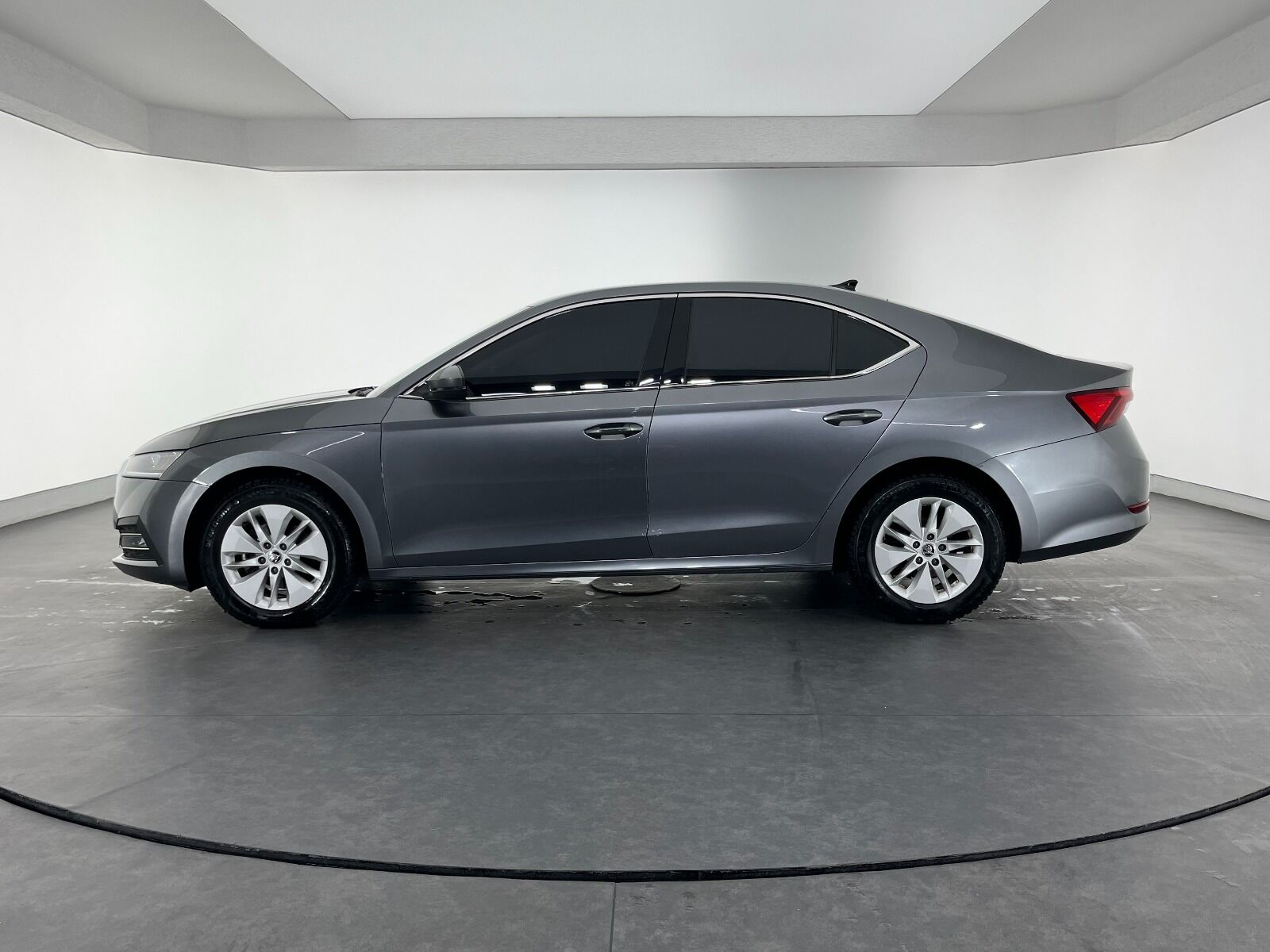 Skoda Octavia 1.5 TSI e-Tec Elite DSG - 2023 - Detay