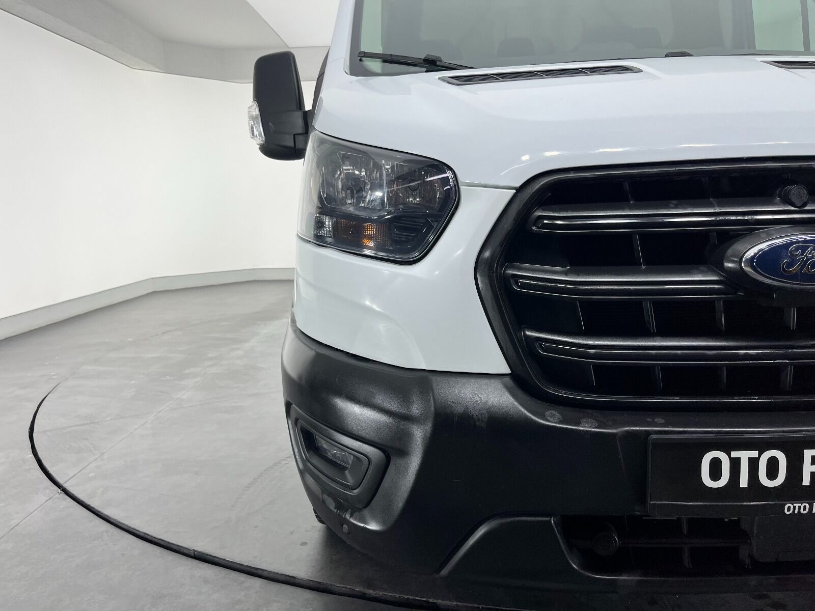 Ford Transit 350 E - 2024 - Detay