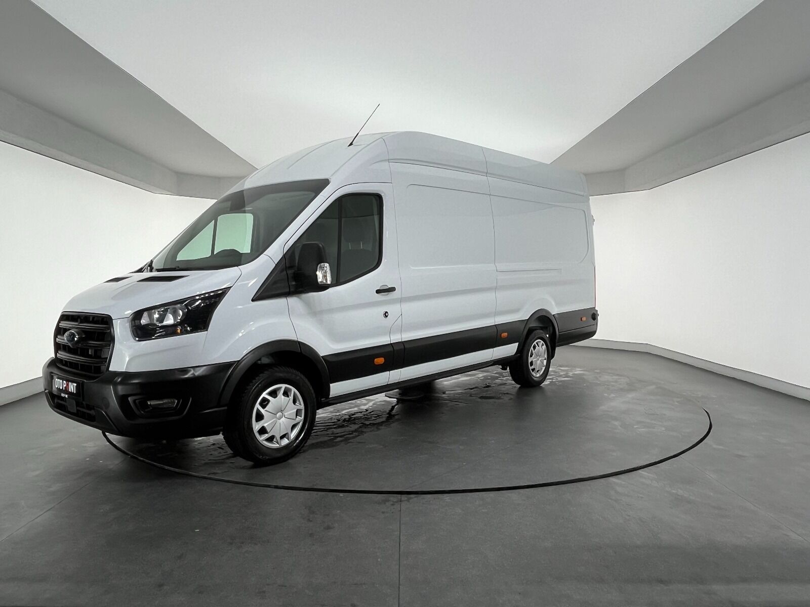 Ford Transit 350 E - 2024 - Detay