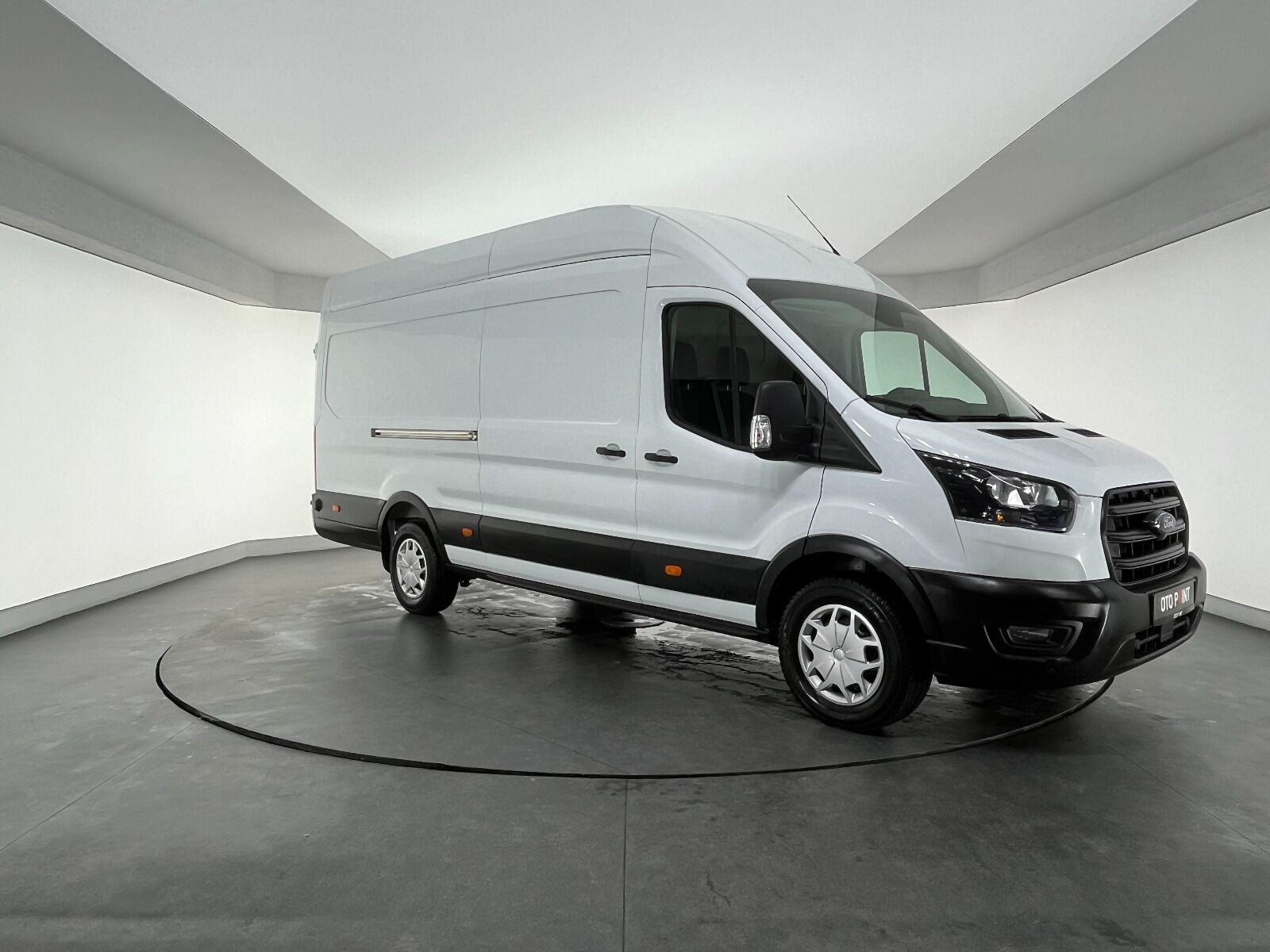 Ford Transit 350 E - 2024 - Detay