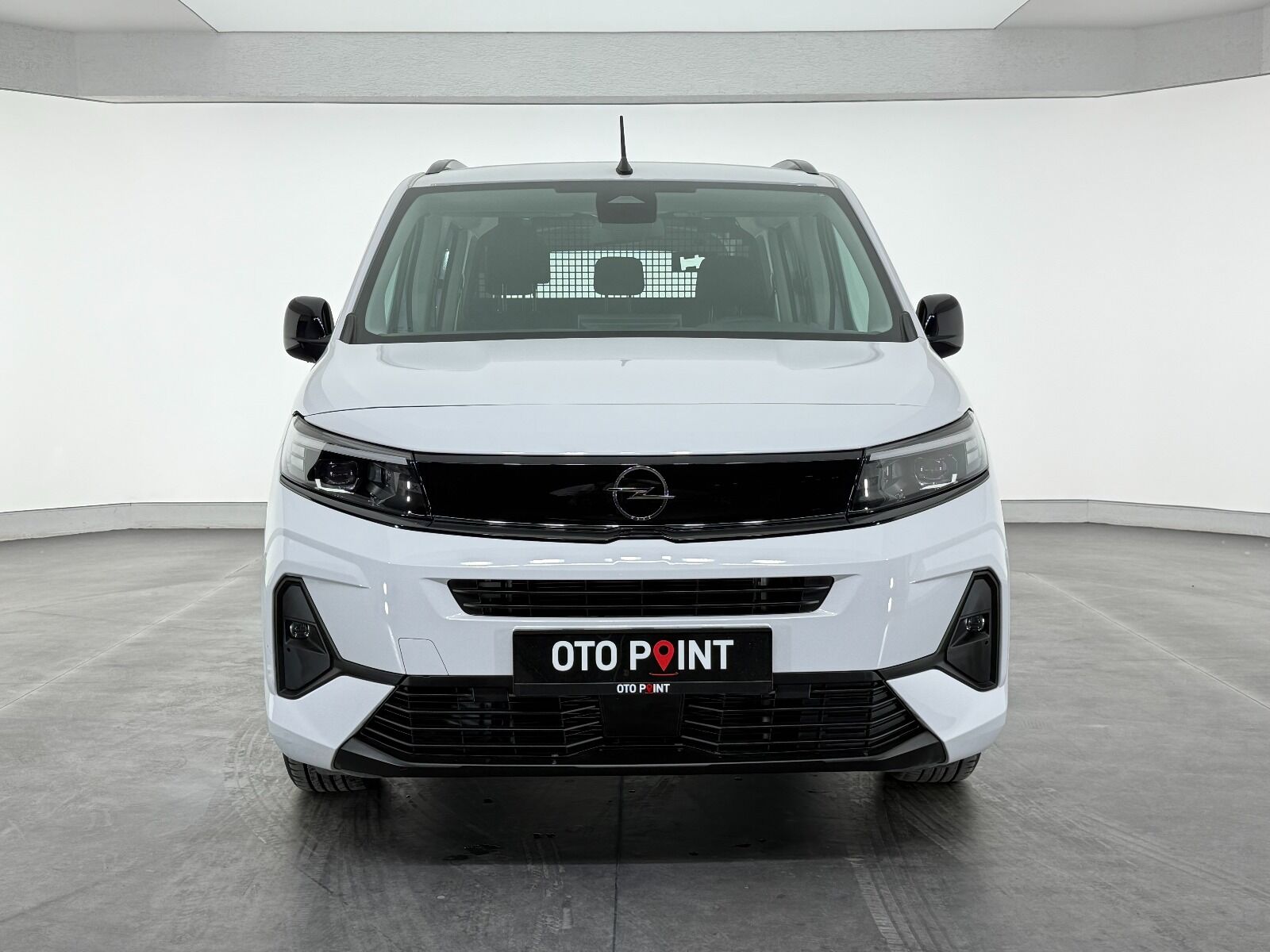 Opel Combo 1.5 D Essential - 2026