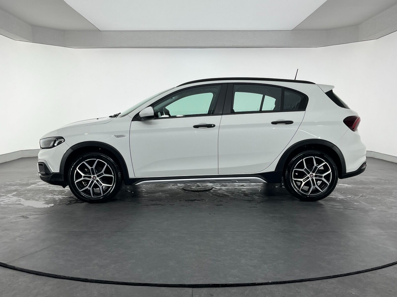 Fiat Egea Cross 1.6 MultiJet Urban GSR Traction+ DCT - 2024 - Detay