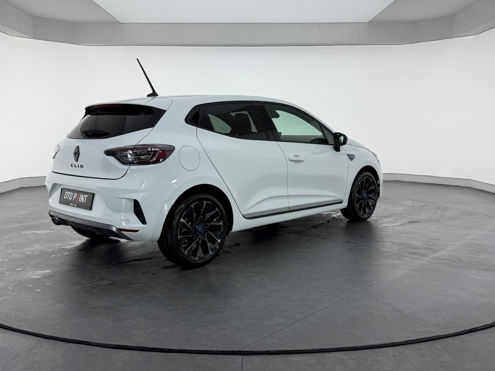 Renault Clio 1.0 TCE Techno Esprit Alpine X-Tronic - 2025 - Detay