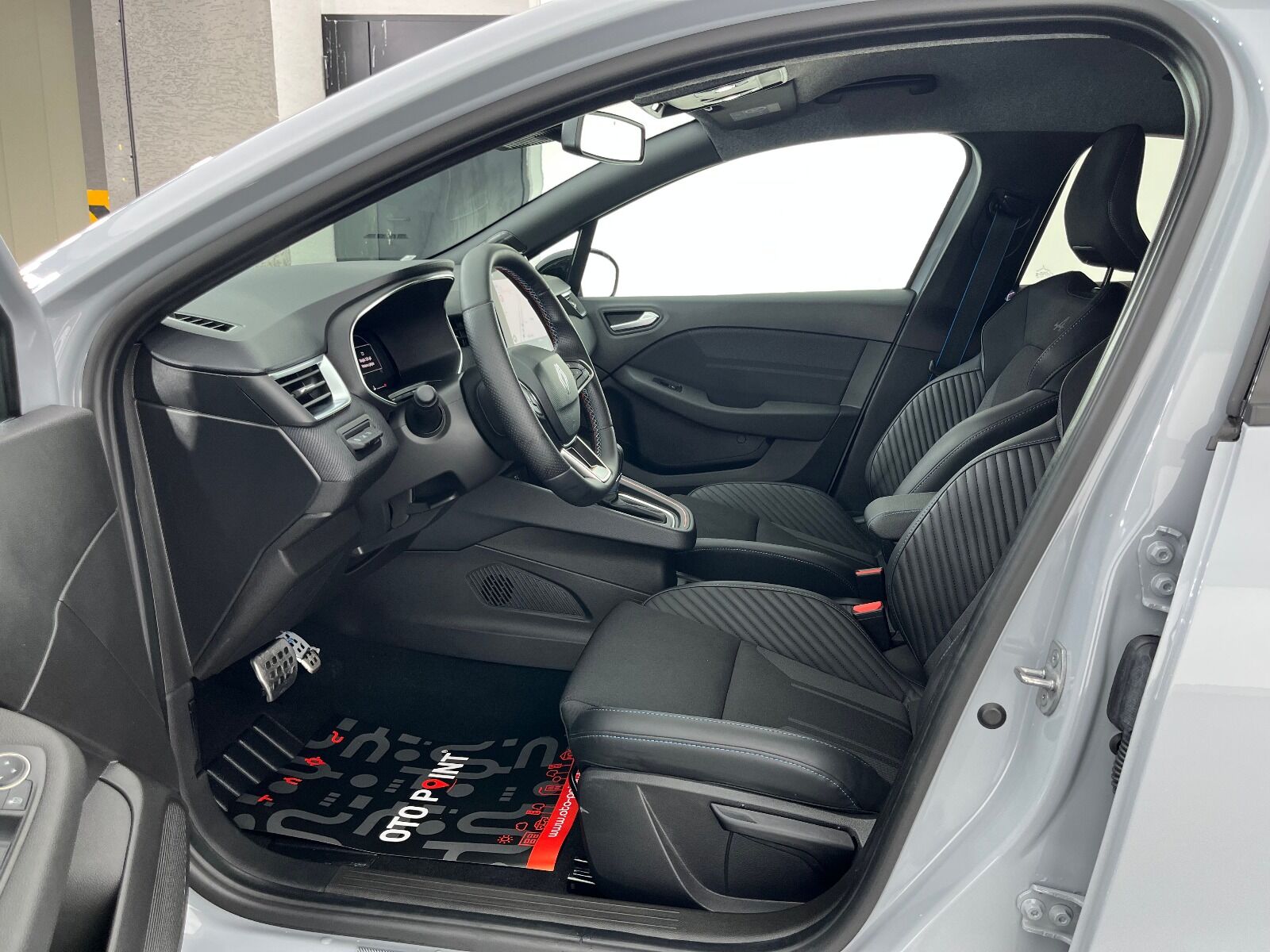 Renault Clio 1.0 TCE Techno Esprit Alpine X-Tronic - 2025 - Detay