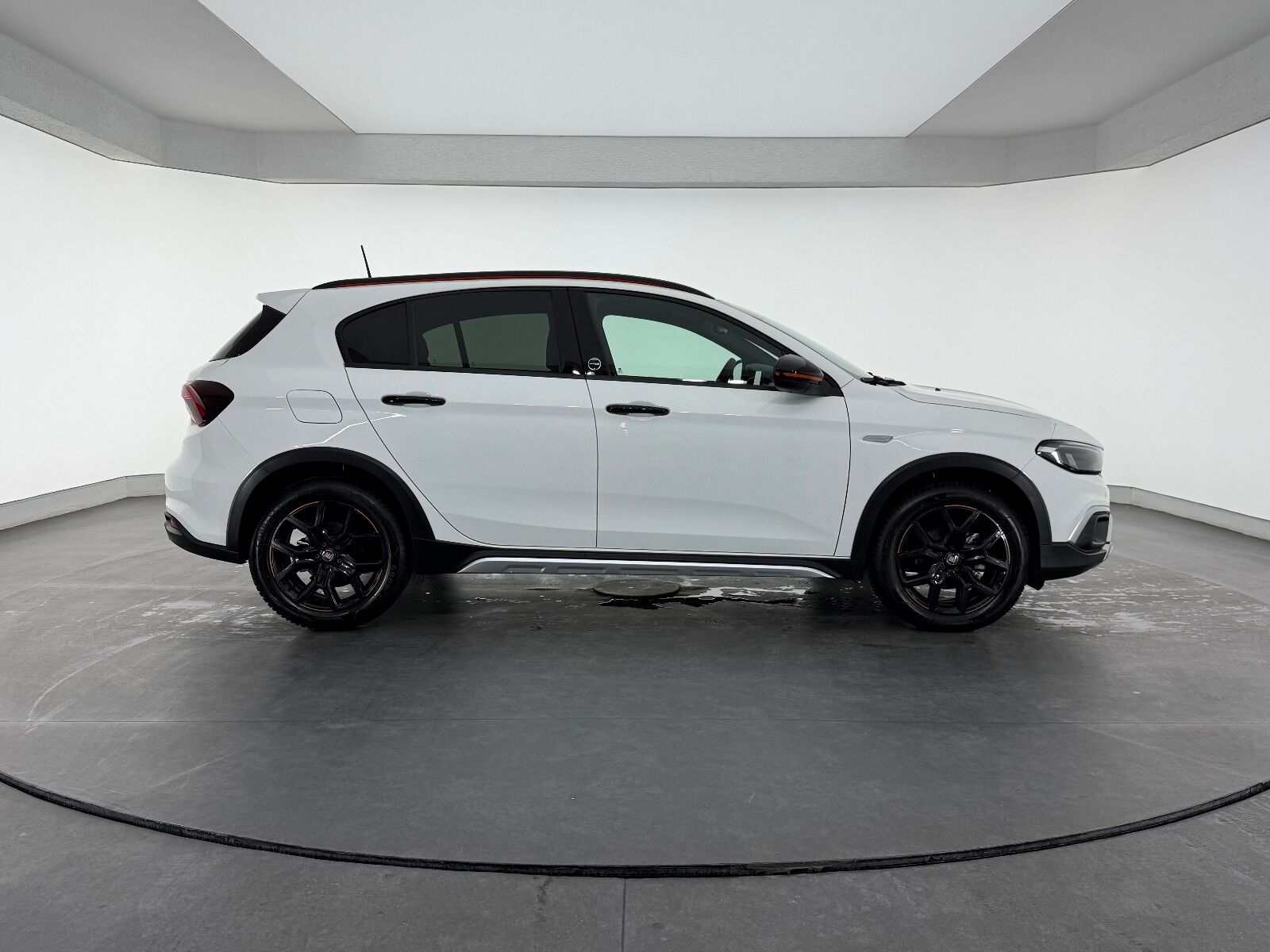 Fiat Egea Cross 1.6 MultiJet Limited GSR DCT TRCN+ - 2026 - Detay