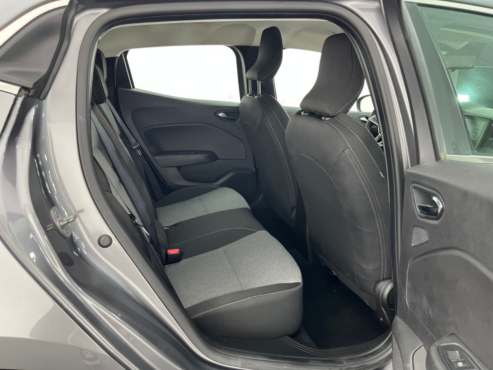 Renault Clio 1.0 TCE Evolution X-Tronic - 2025 - Detay
