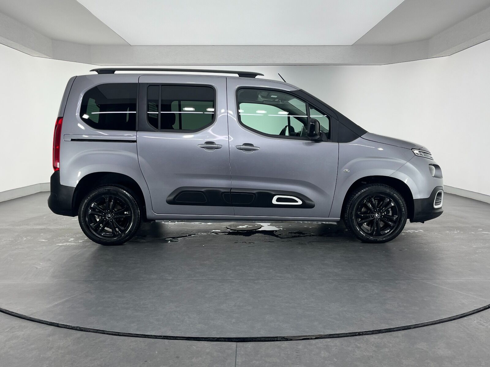 Citroen Berlingo 1.5 BlueHDI Feel Stil EAT8 - 2022 - Detay
