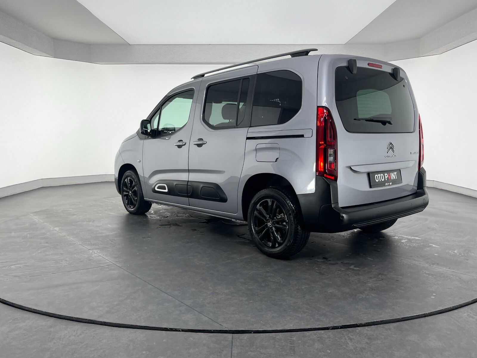 Citroen Berlingo 1.5 BlueHDI Feel Stil EAT8 - 2022 - Detay